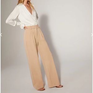 NWT favorite daughter favorite pant 6 beige